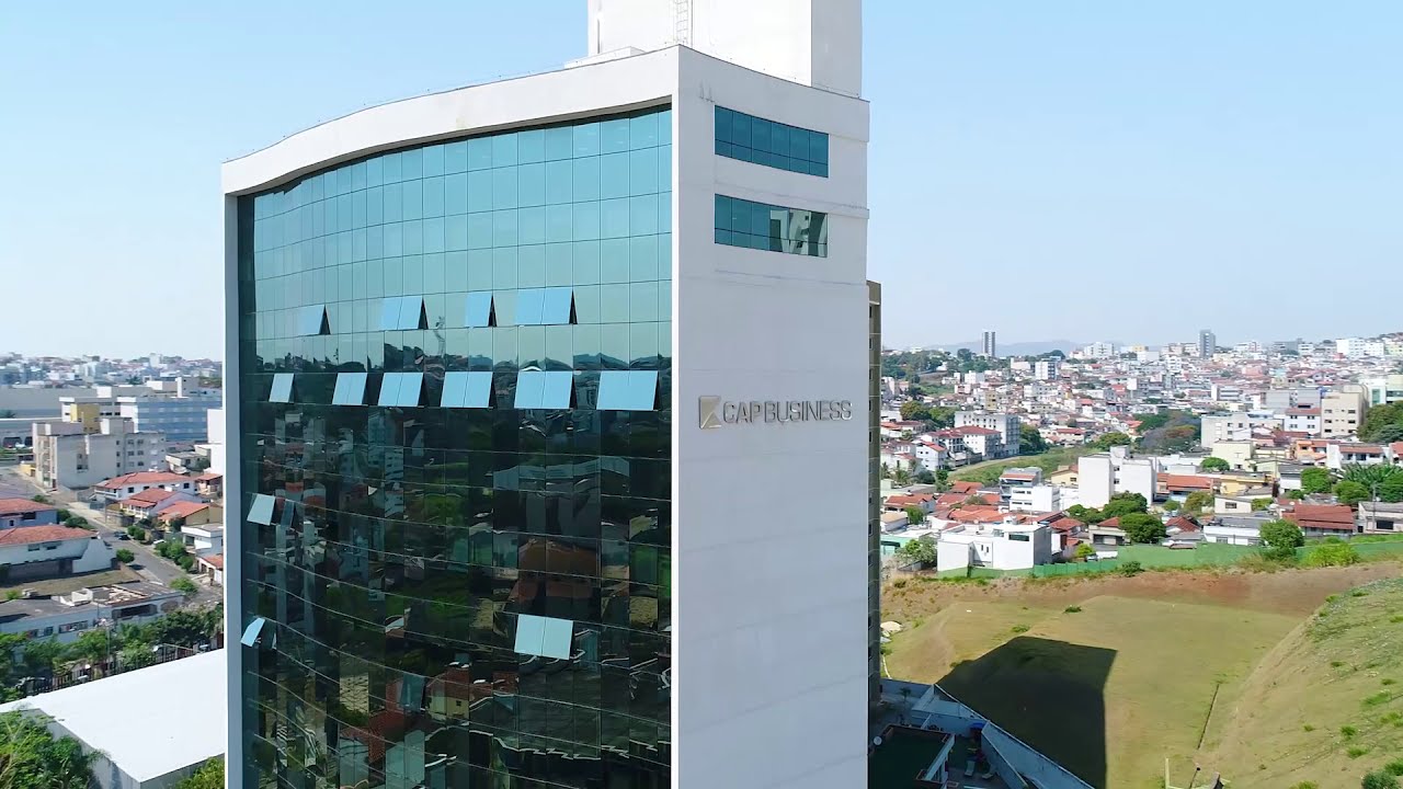 Edifício CAP Business e cidade de Lavras